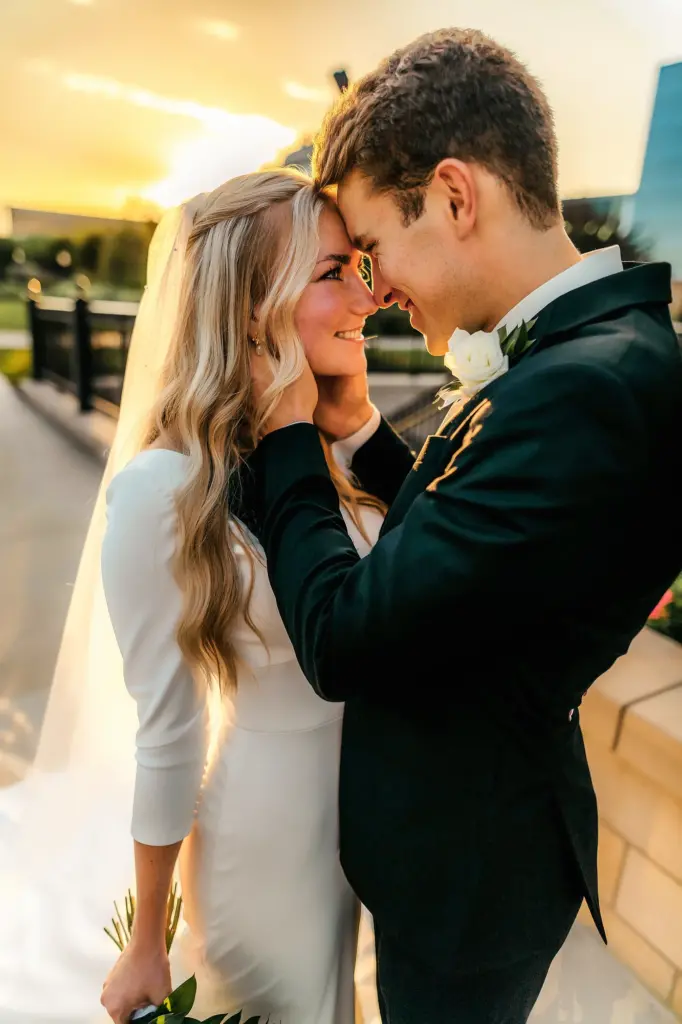 First kiss in Provo City Center Temple