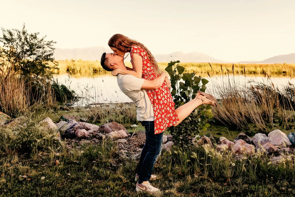 Couple kissing at Utah lake, Salt Lake city